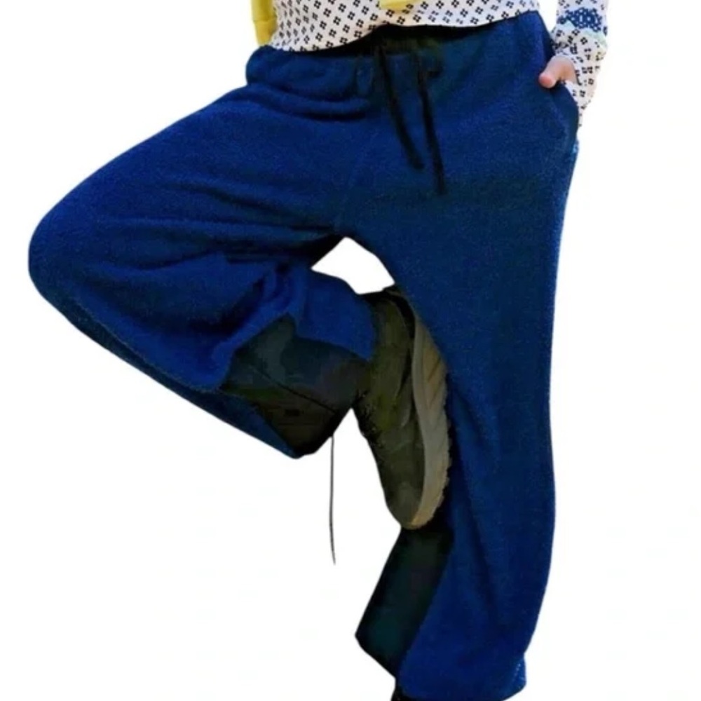 Free People Movement by Free People Cuddle Up Pants NWT
Prep School Blue